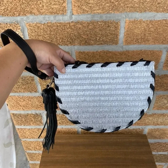 Poolside Bags
Small Metallic Raffia Clutch - Picture 4 of 12